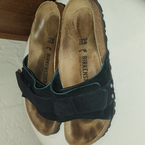 Birkenstock Slide Sandals. Black Suede Size 38 Regular Width - Picture 3 of 3